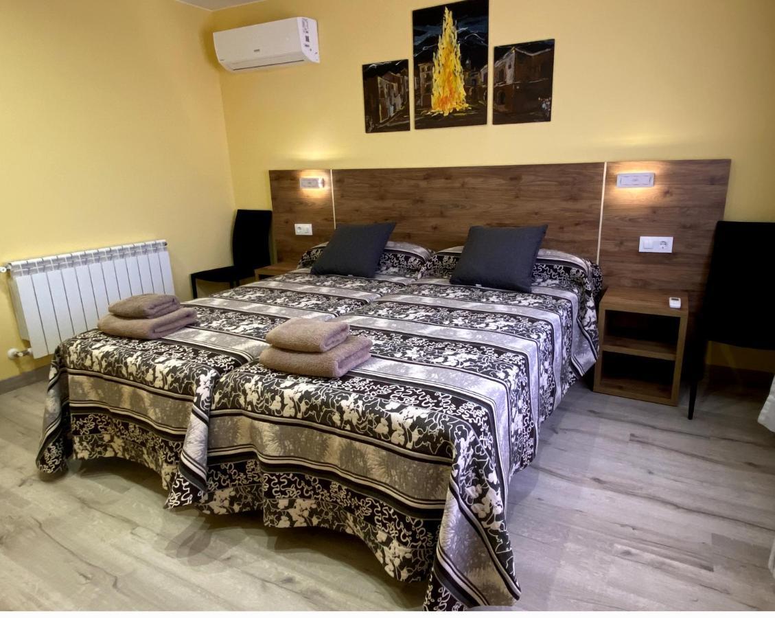 Apartamentos De Turismo Rural Las Eras Castelserás Exteriör bild