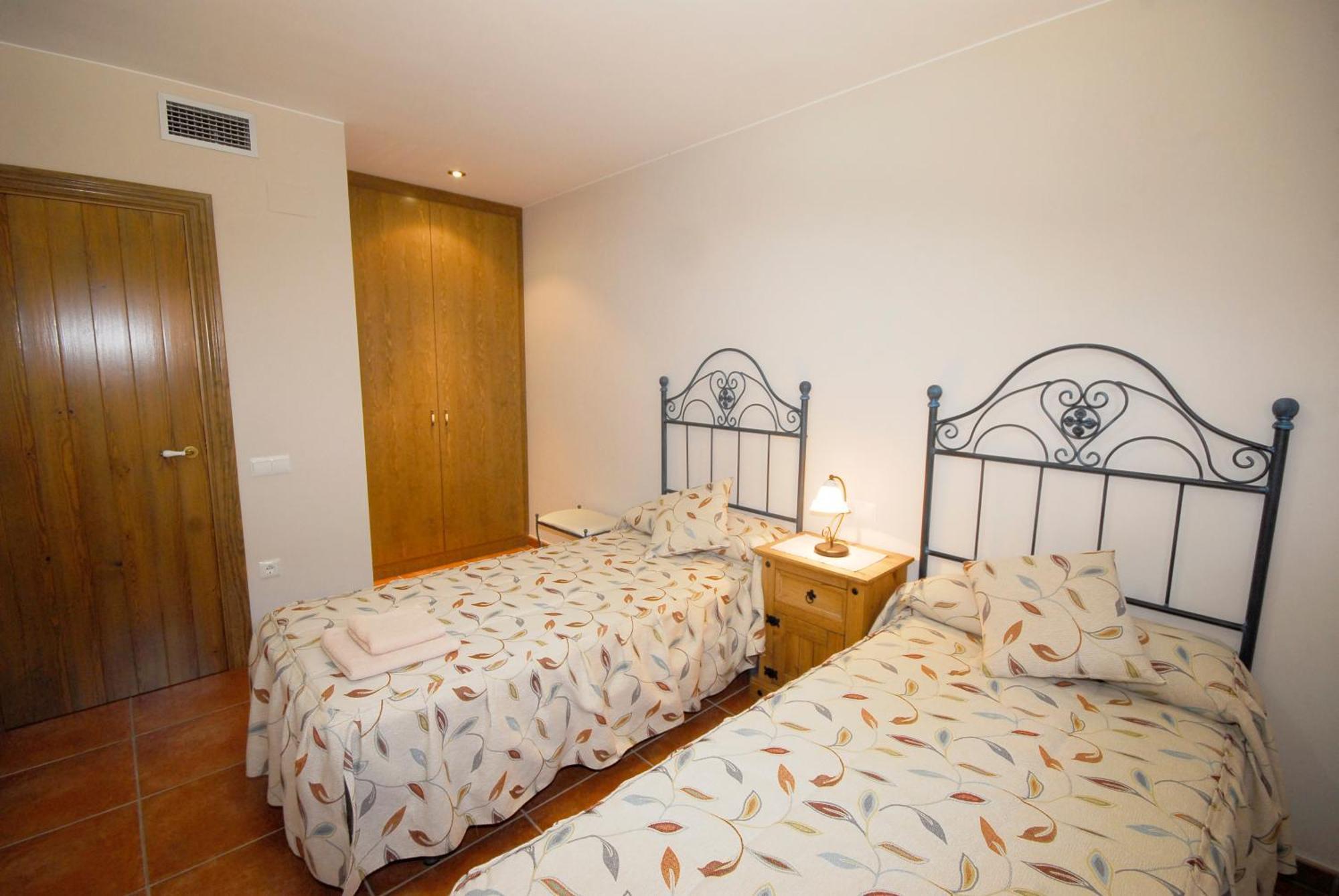 Apartamentos De Turismo Rural Las Eras Castelserás Rum bild