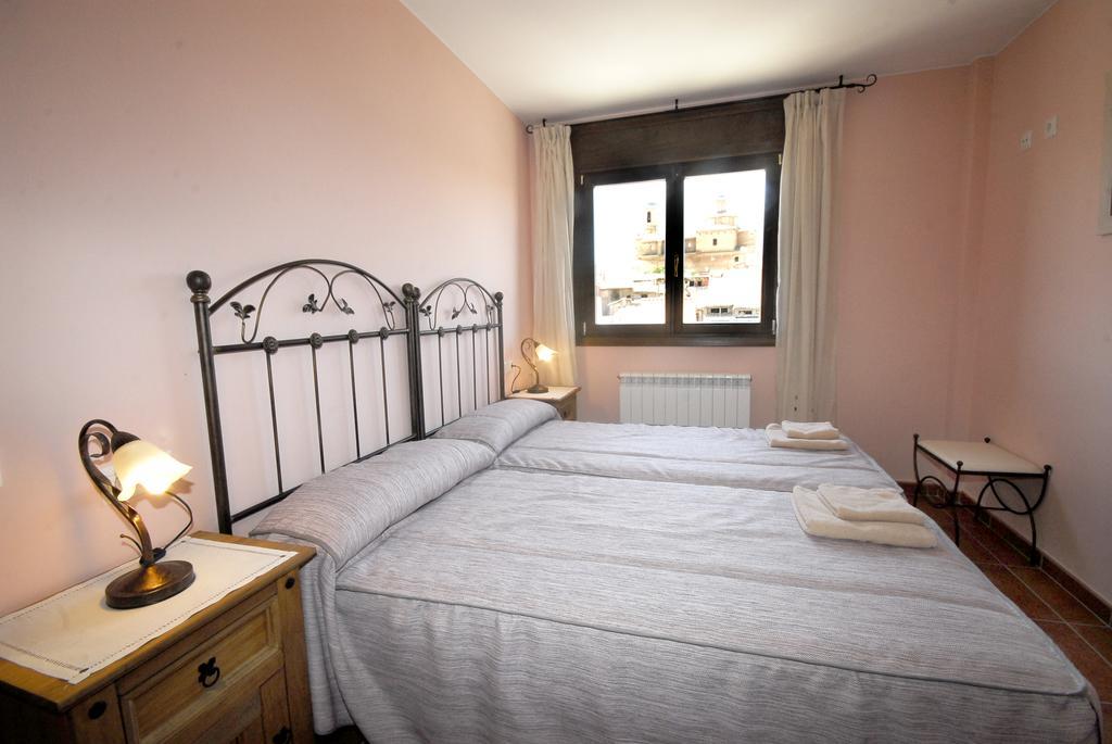 Apartamentos De Turismo Rural Las Eras Castelserás Exteriör bild