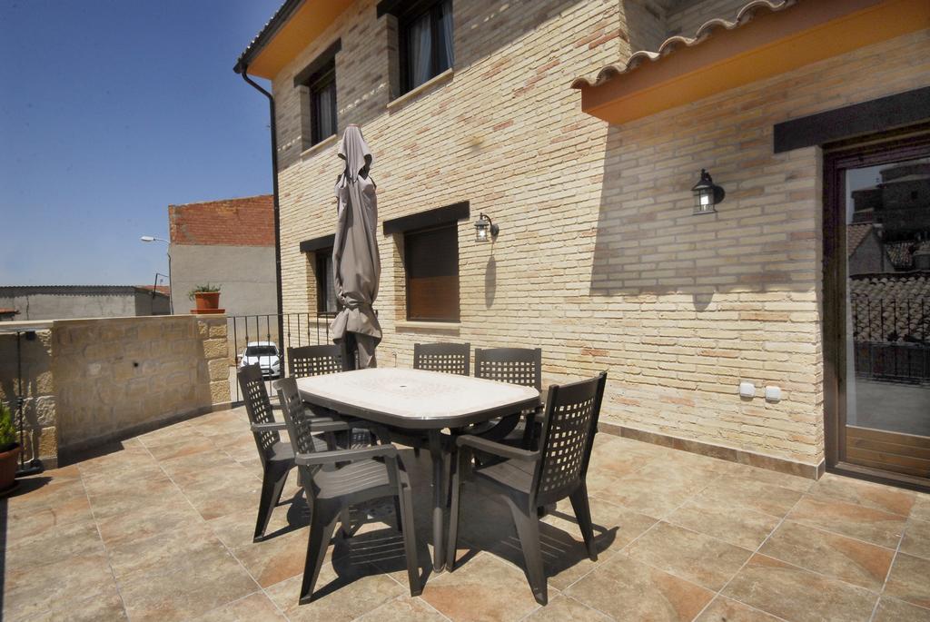 Apartamentos De Turismo Rural Las Eras Castelserás Exteriör bild